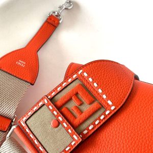 Peekaboo Mini Selleria Bag 23cm red leather shw with 220 hand-sewn stitches