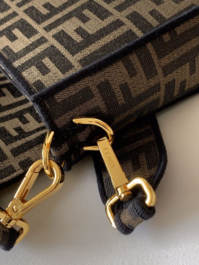 Fendi Baguette 27 Brown FF Jacquard Fabric Bag Ghw