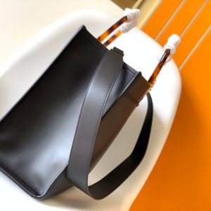 Fendi Sunshine Medium Bag 35 Black Leather