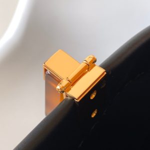 Fendi Sunshine Medium Bag 35 Black Leather