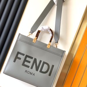 20220716_i1657960276_1050_0_jpg_dd7d0f81-2680-4230-b9f2-8b18ab4cecbf Fendi Sunshine Medium Bag 35 Grey Leather