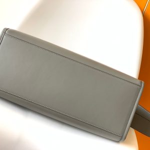 20220716_i1657960276_1804_4_jpg_aae333ac-9fda-4c5e-802f-f5915c30b5e1 Fendi Sunshine Medium Bag 35 Grey Leather