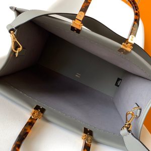 20220716_i1657960276_2524_5_jpg_d9531bc3-f1eb-4449-a83c-63fb389d9d89 Fendi Sunshine Medium Bag 35 Grey Leather