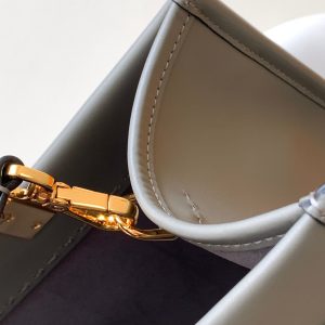 20220716_i1657960276_6352_6_jpg_a383c84f-044f-44bc-94b4-fb22e12ade90 Fendi Sunshine Medium Bag 35 Grey Leather