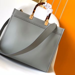 20220716_i1657960276_9395_2_jpg_fee593fc-db39-440d-a100-d90c4c0d6264 Fendi Sunshine Medium Bag 35 Grey Leather