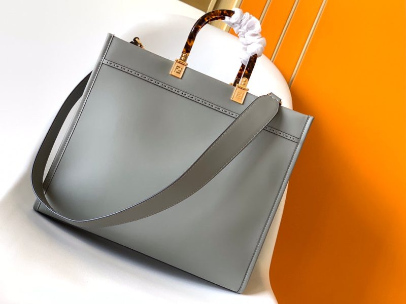 20220716_i1657960276_9395_2_jpg_fee593fc-db39-440d-a100-d90c4c0d6264 Fendi Sunshine Medium Bag 35 Grey Leather