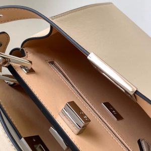 Peekaboo ISeeU Small 27cm Bag ivory lambskin gold hardware