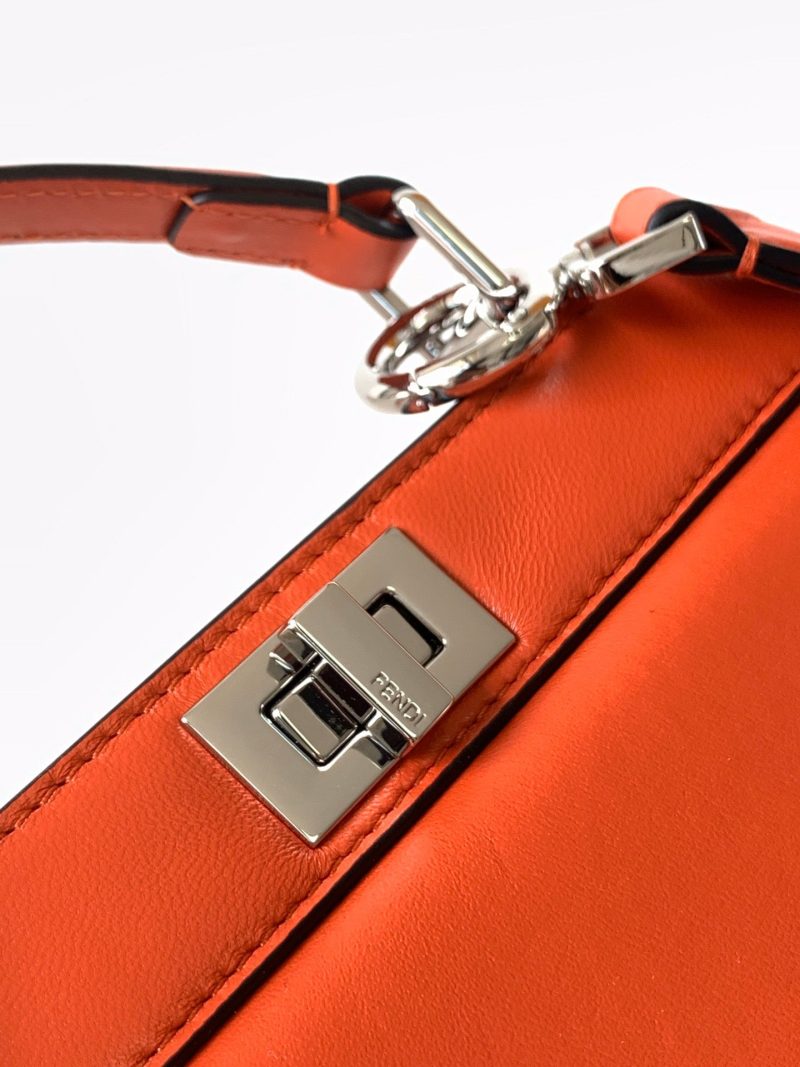 20220717_i1658034981_3896_7_jpg_153ee7ac-07a0-4a3b-b7a0-4a6f7fb33d10 Peekaboo ISeeU Petite 20 Bag Red Lambskin Shw