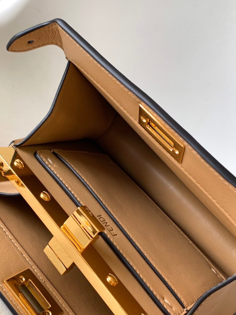 20220717_i1658035024_6329_5_jpg_45fc0d67-7423-45b1-a6ae-f3aa5a51e46f Peekaboo ISeeU Petite 20 Bag Light Brown Lambskin Ghw