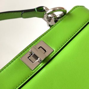 20220717_i1658035121_1054_7_jpg_dab22772-6799-41c8-aec0-e0ef148f9534 Peekaboo ISeeU Petite 20 Bag Green Lambskin Shw