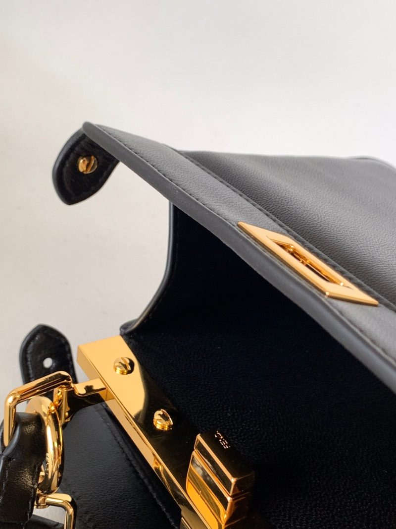 20220717_i1658038600_2053_3_jpg_d1123c01-4b21-47c9-9298-ede47dba366b Peekaboo ISeeU Petite 20 Bag Black Lambskin Ghw