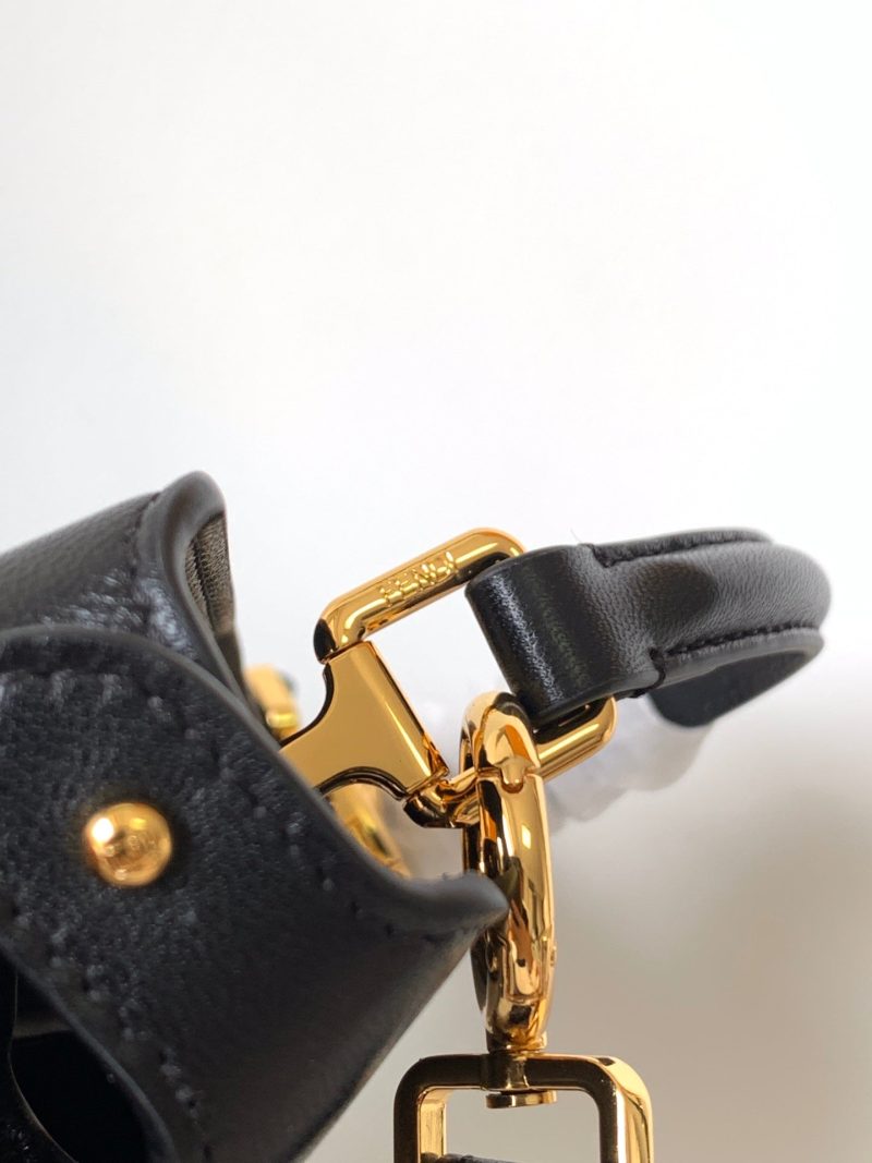 20220717_i1658038600_2763_7_jpg_832e1bf5-5870-4705-8663-b1a0247d53e1 Peekaboo ISeeU Petite 20 Bag Black Lambskin Ghw