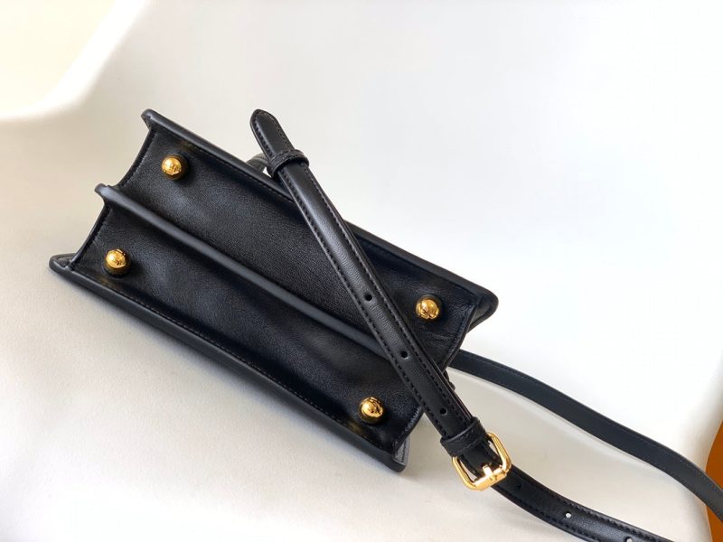 20220717_i1658038600_9202_2_jpg_768be309-7ff9-4f46-bd36-adb21335c1e4 Peekaboo ISeeU Petite 20 Bag Black Lambskin Ghw