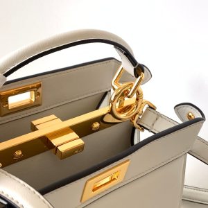 20220717_i1658038649_2540_8_jpg_4018ae2d-7dfa-4897-8263-5a984cae08ca Peekaboo ISeeU Petite 20 Bag White Lambskin Ghw