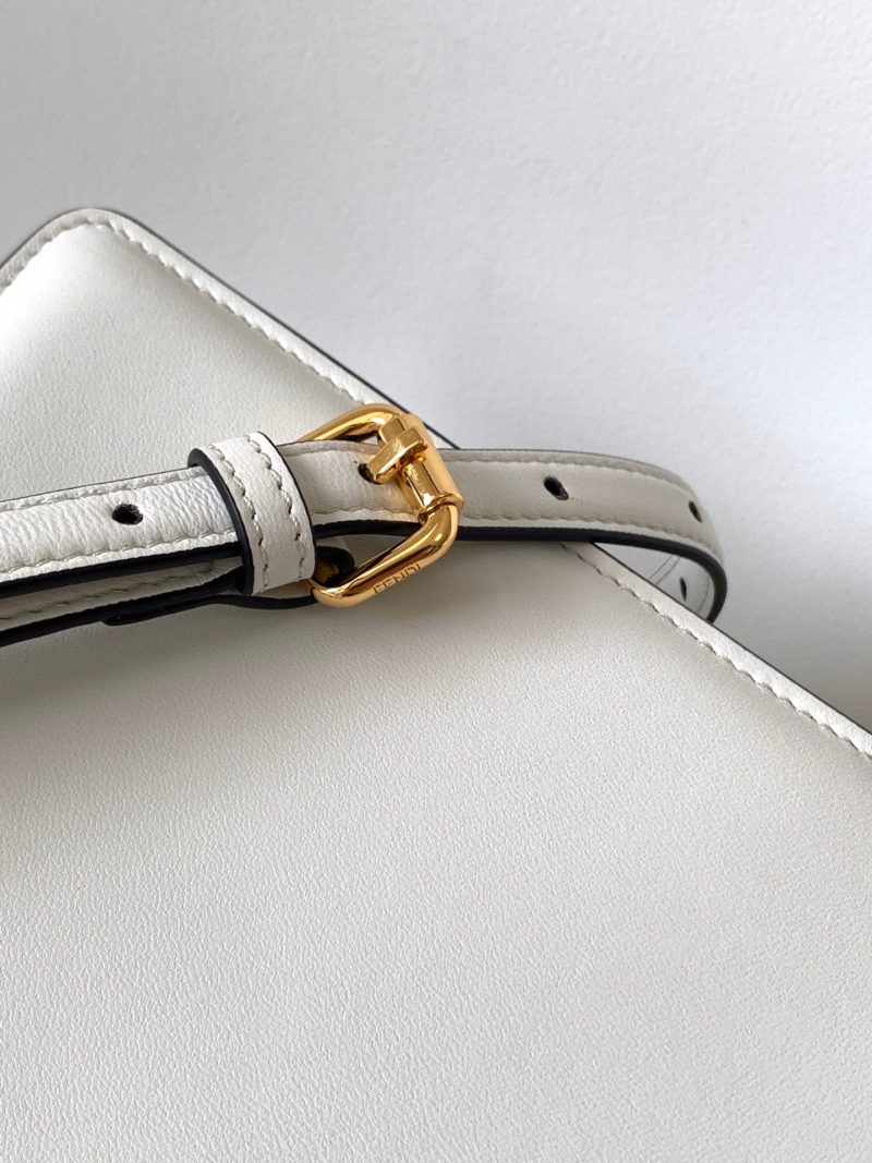 20220717_i1658038649_4758_7_jpg_c7ff7230-c67f-4677-9fe5-b9b6ce786c58 Peekaboo ISeeU Petite 20 Bag White Lambskin Ghw