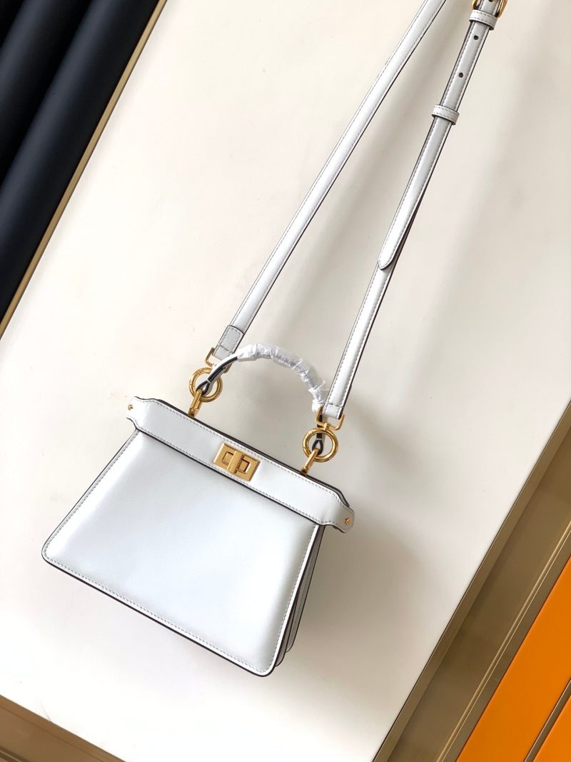 20220717_i1658038649_9804_0_jpg_12144d29-e397-48ba-bea6-90aca659ddfd Peekaboo ISeeU Petite 20 Bag White Lambskin Ghw