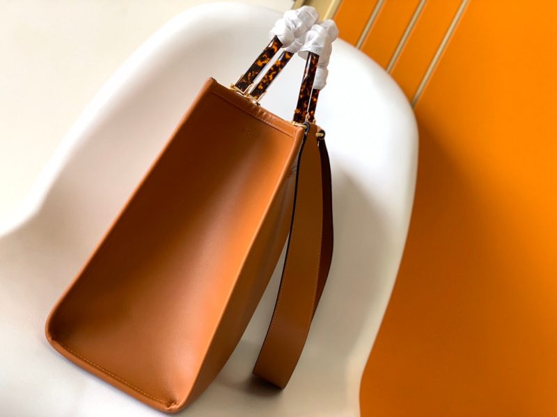 Fendi Sunshine Medium Bag 35 Tan Leather