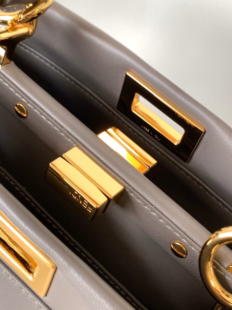 20220721_i1658383851_2395_4_jpg_4096cf39-e954-46dd-8fa9-a7567dacb50b Peekaboo Mini 23cm Bag taupe lambskin gold hardware