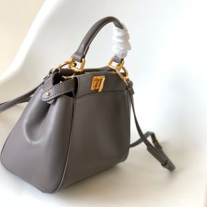 20220721_i1658383851_6248_2_jpg_df0692ce-f607-4be1-986c-ff089e165a70 Peekaboo Mini 23cm Bag taupe lambskin gold hardware