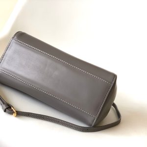 20220721_i1658383851_8187_3_jpg_5a5ac335-5a0c-4d5e-9323-17d905dca6be Peekaboo Mini 23cm Bag taupe lambskin gold hardware