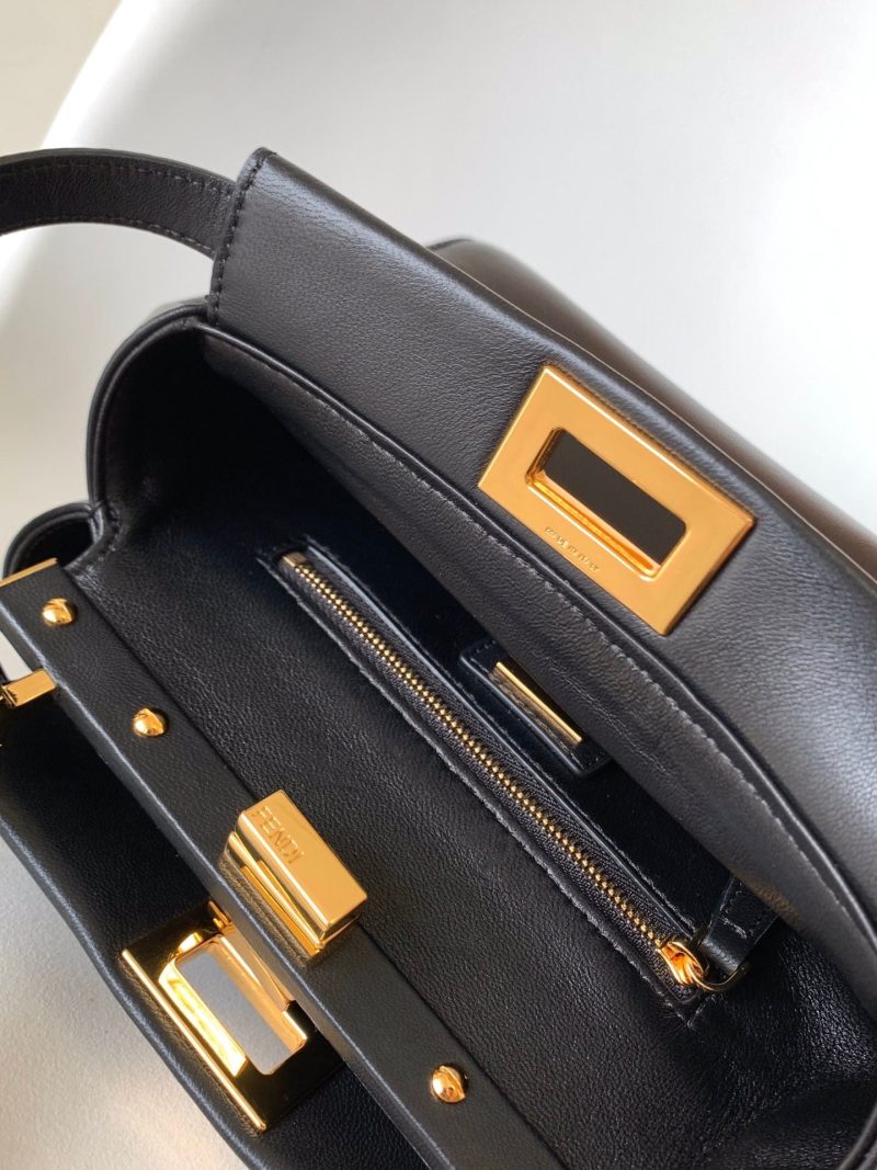 20220721_i1658384008_2646_5_jpg_41fc85ef-98fb-4324-af6e-6cfec296bf4f Peekaboo Mini 23cm Bag black lambskin gold hardware
