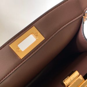 20220725_i1658738186_253_6_jpg_d6eed4fb-efd4-4811-bc91-c0a7b513960f Peekaboo ISeeU Small 27cm Bag beige lambskin gold hardware