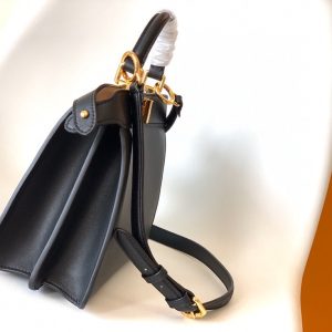 20220726_i1658805893_2440_1_jpg_70941b4a-bf25-4cf6-ac3e-b2fbc33bdb16 Peekaboo ISeeU Small 27cm Bag black lambskin gold hardware