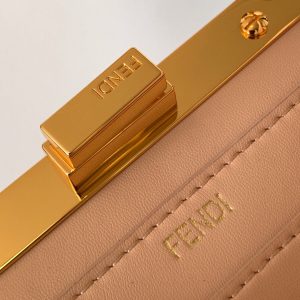 20220726_i1658805893_7586_7_jpg_7ebb927b-6ba1-473c-9eac-75cd0a9599c5 Peekaboo ISeeU Small 27cm Bag black lambskin gold hardware