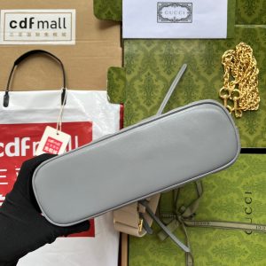 20220730_i1659155279_221_4_jpg MATELASSÉ LEATHER SHOULDER BAG 23 IN GRAY EMBOSSED CALFSKIN GOLD HARDWARE