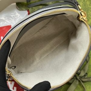 20220730_i1659155279_4265_8_jpg MATELASSÉ LEATHER SHOULDER BAG 23 IN GRAY EMBOSSED CALFSKIN GOLD HARDWARE