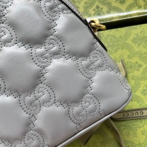 20220730_i1659155279_8178_6_jpg MATELASSÉ LEATHER SHOULDER BAG 23 IN GRAY EMBOSSED CALFSKIN GOLD HARDWARE