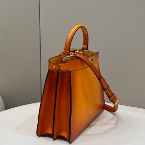 PEEKABOO ISEEU 33 IN ORANGE OMBRE SMOOTH CALFSKIN GOLD HARDWARE