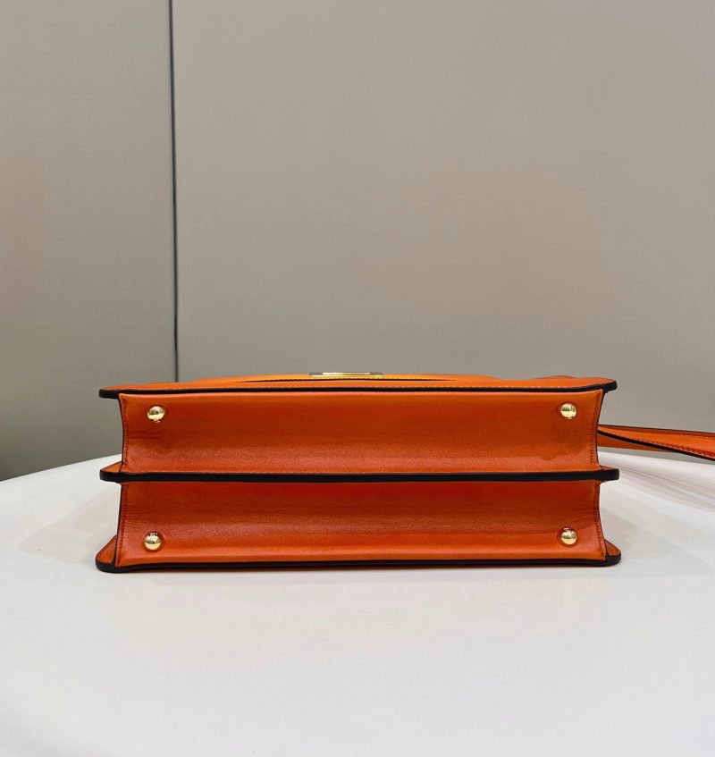 PEEKABOO ISEEU 33 IN ORANGE OMBRE SMOOTH CALFSKIN GOLD HARDWARE