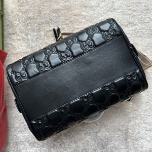 20220803_i1659505283_2913_4_jpg MATELASSÉ TOP HANDLE BAG 31 IN BLACK EMBOSSED CALFSKIN GOLD HARDWARE