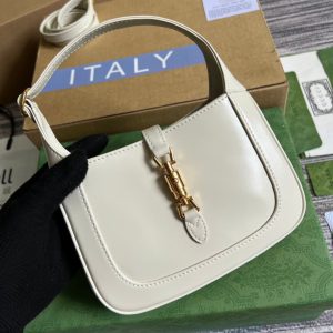 20220809_i1660053618_1125_3_jpg GG JACKIE MINI 19 SHOULDER BAG IN WHITE CALFSKIN