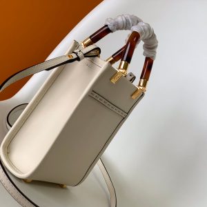 20220810_i1660124945_1058_3_jpg_9856e321-d91c-4174-80ca-387bf732f218 Fendi Mini Sunshine Shopper Bag 18 White Leather