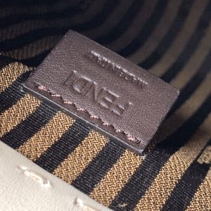 20220810_i1660124945_5890_7_jpg_a867d49f-1168-4db7-b8c4-bfa2d555a54d Fendi Mini Sunshine Shopper Bag 18 White Leather