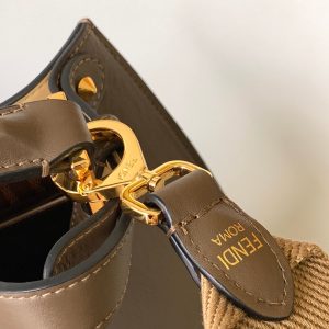 20220812_i1660280497_2174_6_jpg_6129e6a8-eb03-4213-9339-492f4535b39d Peekaboo X-lite medium 30cm Bag brown lambskin gold hardware