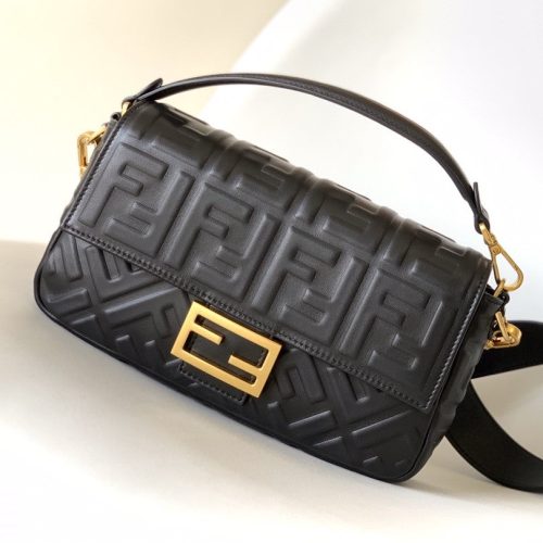 20220812_i1660280828_468_0_jpg_91e30025-562f-4cc9-9340-98a6454217a7 Fendi Baguette 27 Bag With FF Motif Black Leather Ghw