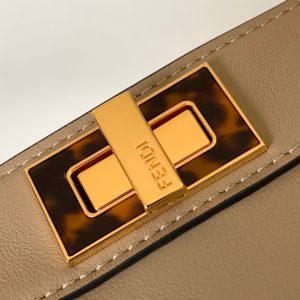 Peekaboo ISeeU Small 27cm Bag light brown lambskin gold hardware