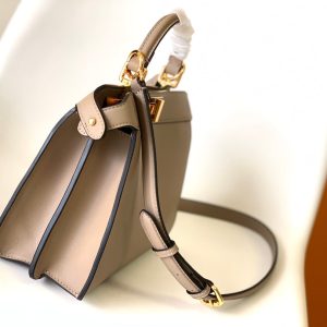 Peekaboo ISeeU Small 27cm Bag light brown lambskin gold hardware