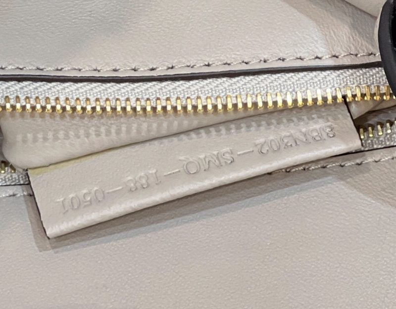 FendiI PEEKABOO 27 IN BLACK CALFSKIN WITH GOLD HARDWARE