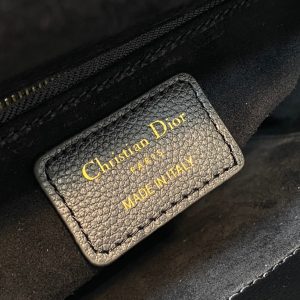 20220830_i1661836024_1532_8_jpg small lady 20 black calfskin ghw