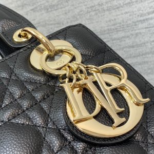 20220830_i1661836024_2564_2_jpg small lady 20 black calfskin ghw