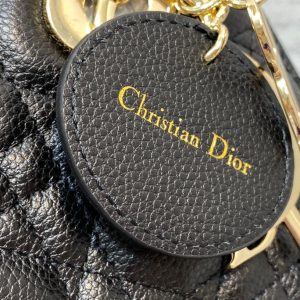 20220830_i1661836024_4150_3_jpg small lady 20 black calfskin ghw