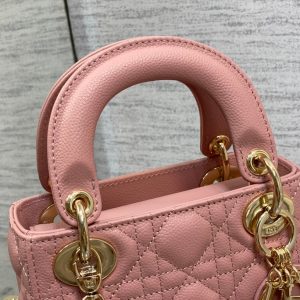 20220903_i1662192168_1929_1_jpg mini lady 17 sakura calfskin ghw