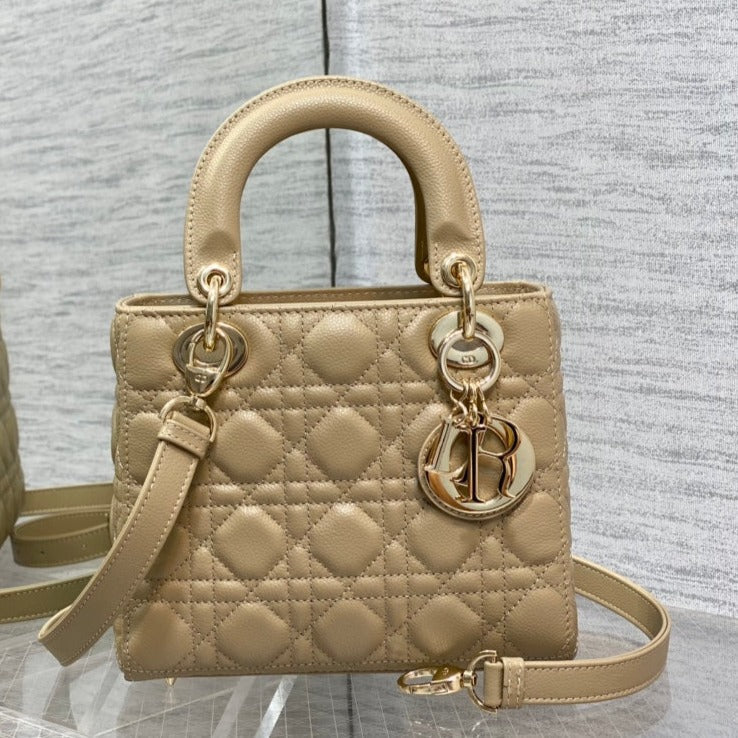 20220903_i1662193800_1673_0_jpg small lady 20 ecru calfksin ghw