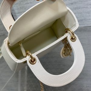 MINI LADY 17 BAG IN WHITE EMBOSSED LAMBSKIN WITH GOLDEN CLASP