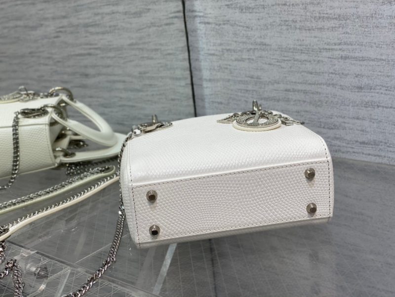 MINI LADY 17 BAG IN WHITE EMBOSSED LAMBSKIN WITH SILVER CLASP