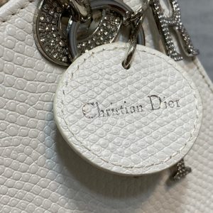 MINI LADY 17 BAG IN WHITE EMBOSSED LAMBSKIN WITH SILVER CLASP
